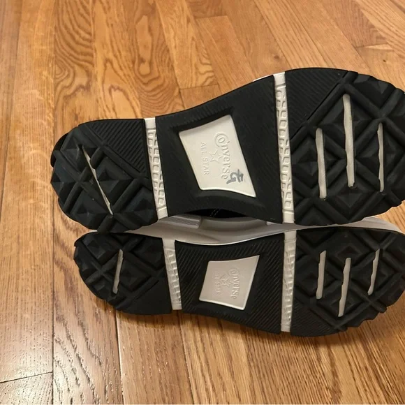 Converse Black and White High-Top Sneakers - Picture 4 of 4